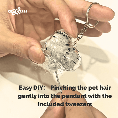 Agluu Cat Fur Keepsake Keychain
